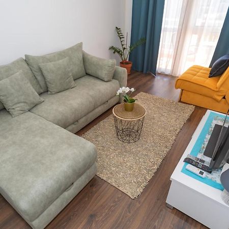 Aloha Apartman Bar Dış mekan fotoğraf