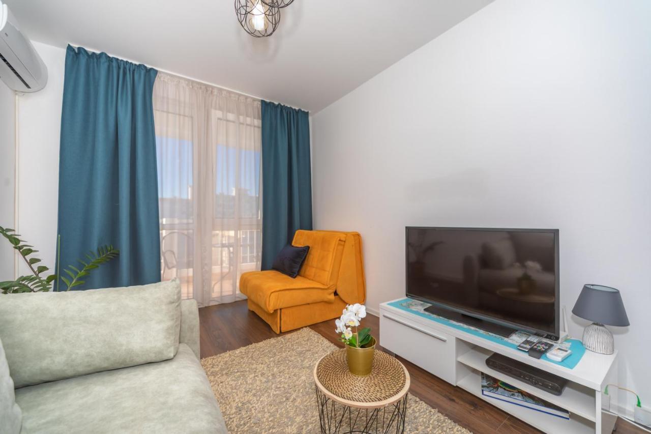 Aloha Apartman Bar Dış mekan fotoğraf